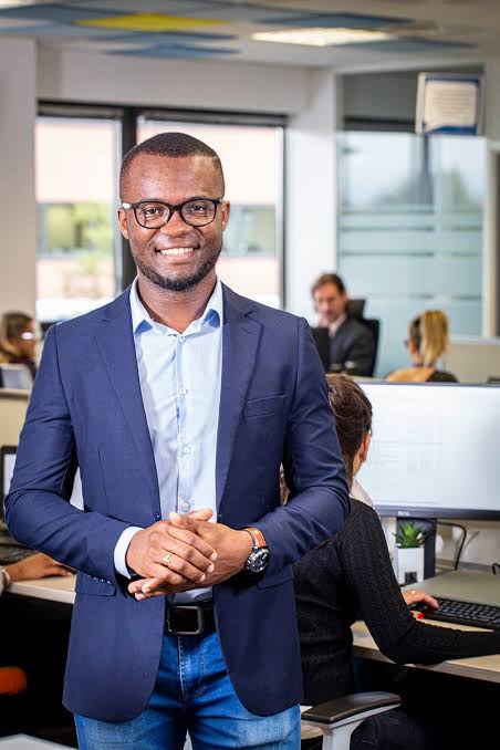 Jonas Kabir, Directeur général